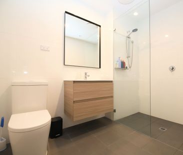 Near New One Bedroom Apartment - Photo 5