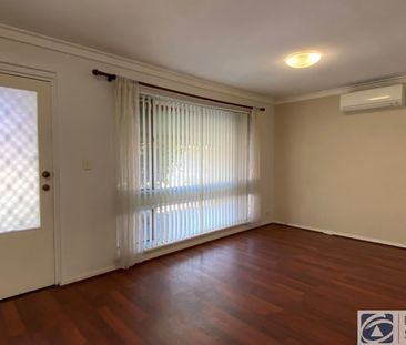 RENOVATED DELIGHT IN PRIME LOCATION - Photo 6