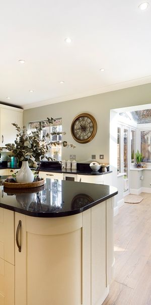 4 bed semi-detached house to rent in Braeside, Naphill, High Wycombe, Buckinghamshire, HP14 4RY - Photo 1