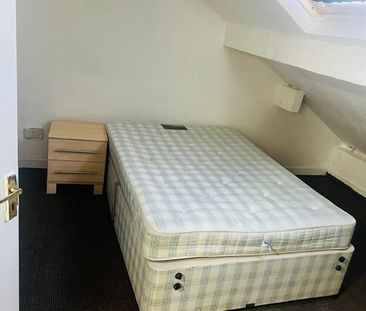 4 Bed Terraced House, South View Crescent, S7 - Photo 5