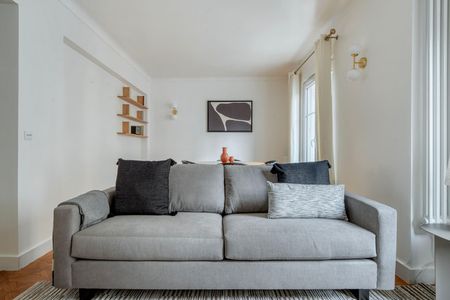 Rue du Mont-Cenis - Photo 2