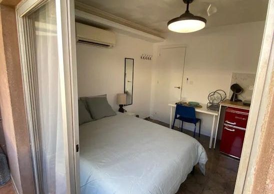 Carrer San Edesio, Manises, Valencian Community 46940