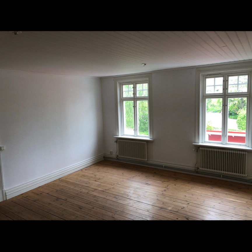 Johannesbergsgatan, Motala - Photo 1