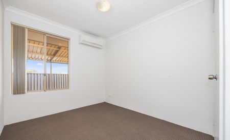 Spacious 3x2 Family Home on a Massive Block – Clarkson - Photo 2