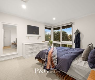 🏡 Space, Style & Flexibility in the Heart of Narre Warren! - Photo 6