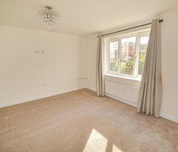 4 bedroom detached house to rent - Photo 5