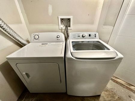 8504 152 A Avenue - Photo 2