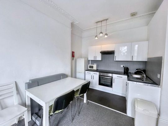 Lockyer Road, Flat 2, Plymouth - Photo 1