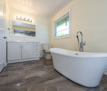For Lease - 45 Hilda Road, King, Ontario - Photo 2