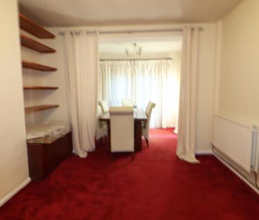 3 bedroom semi-detached house to rent - Photo 3