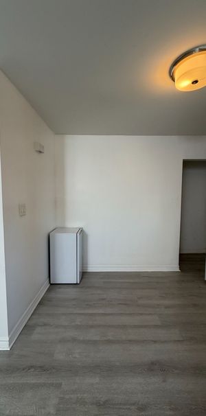 For Lease - 127 Morrison Avenue Unit# 2nd Floor, Toronto, Ontario - Photo 2