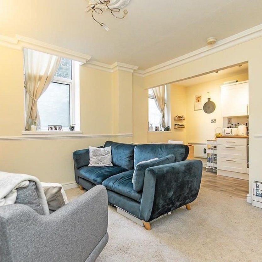 1 bed Flat for Rent - Photo 1