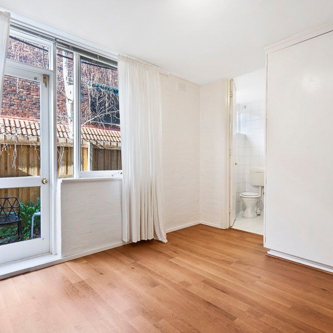 2/116-120 Albert Street, East Melbourne VIC 3002 - Photo 1