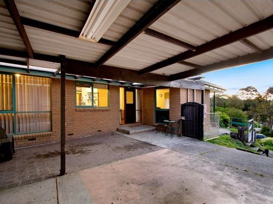 FAMILY HOME IN SOUGHT AFTER DERINYA SCHOOL ZONE - Photo 1