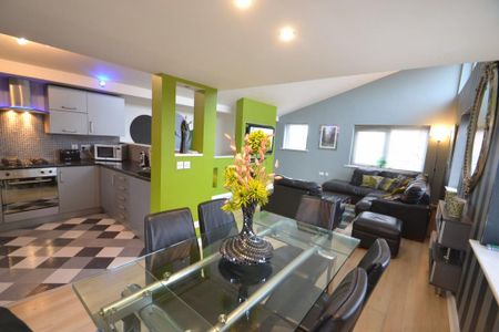 3 bedroom townhouse to rent - Photo 3