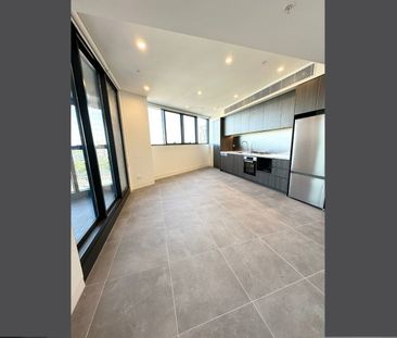 1 Bedroom Apartment in Homebush - Photo 4