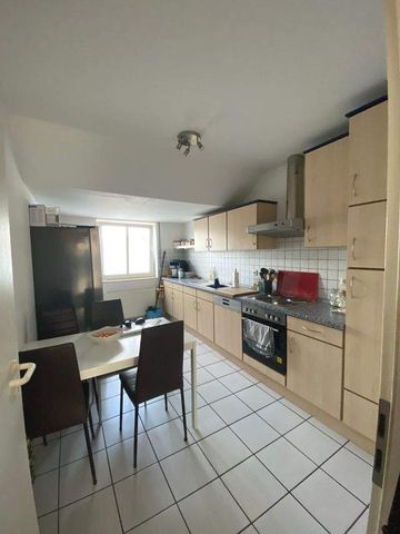 Geräumige 3 ZKB mit Balkon in der Schwedenschanze 65 zu vermieten - Photo 4