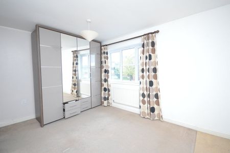 3 bedroom house - Photo 3