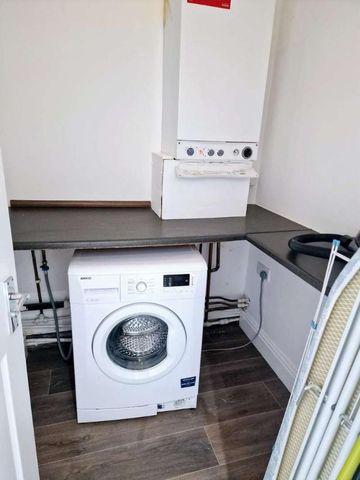 Bawas Place, Bed Apartment (flat), NG7 - Photo 2