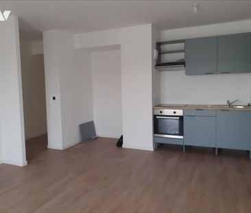 A LOUER - REIMS Quartier BOULINGRIN - Dans Résidence F2 de 40m² ave... - Photo 2