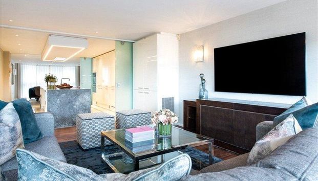 3 bedroom penthouse to rent - Photo 1