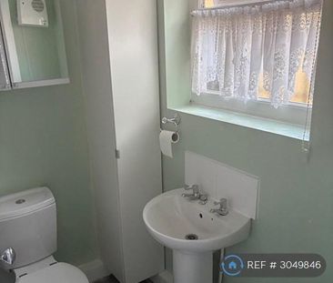 2 bedroom terraced house to rent - Photo 6