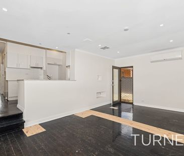 17 Crisp Road, Elizabeth Downs, SA 5113 - Photo 4