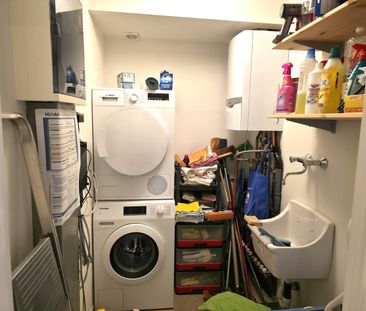 Prachtig appartement met 2 slaapkamers, ruim terras en garagebox in... - Photo 3