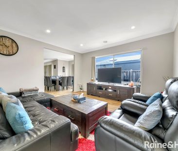 31 Butterfly Boulevard, Tarneit, VIC 3029 - Photo 4