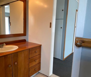 Amazing Location One Bedroom Unit - Photo 6