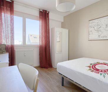 GERUZEZ Roommate 4 Bedrooms at Reims - Photo 4