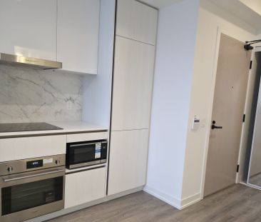 For Lease - 8 Interchange Way Unit# 2008, Vaughan, Ontario - Photo 2