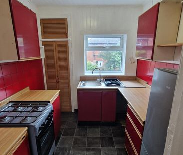 2 bed flat to rent in Angerton Gardens, Fenham - Photo 3