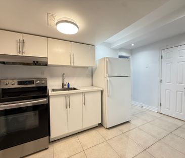 For Lease - 3 Alamosa Drive Unit# Basement, Toronto, Ontario - Photo 2