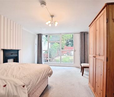 terraced to rent - Photo 2