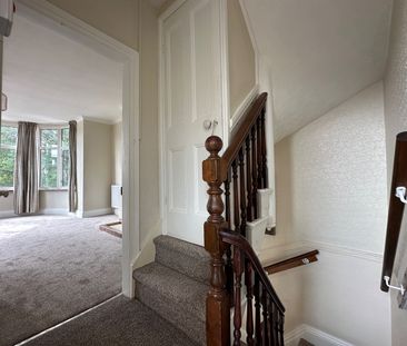 4 Bed Semi-Detached House, Arthington Place, LS10 - Photo 6