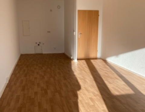 Geräumige 4-Raumwohnung – Ihr neues Zuhause wartet! - Photo 1