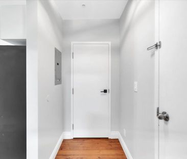 For Lease - 150 Colborne Street Unit# 302, Brantford, Ontario - Photo 3