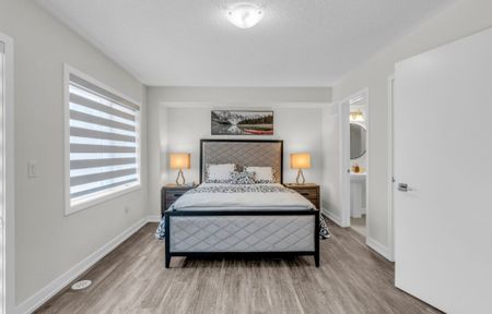 For Lease - 1361 Kaniv Street, Oakville, Ontario - Photo 2