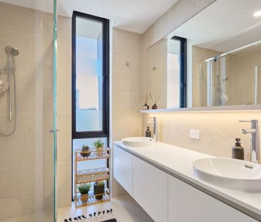 701/73-75 Golden Four Drive - Photo 6