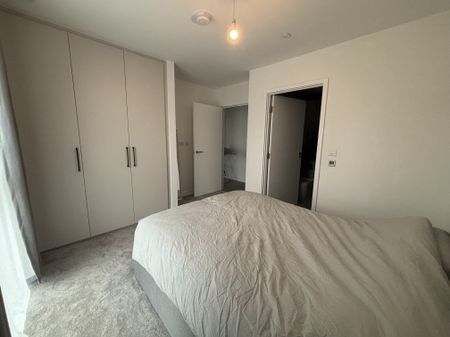 Fauna Walk, Watford - Photo 4