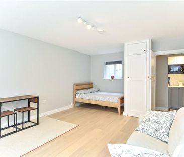 Studio to rent - Photo 5