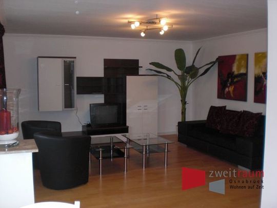 Sonnenhügel, großzügig eingerichtete zwei Zimmerwohnung mit Loggia. - Photo 1