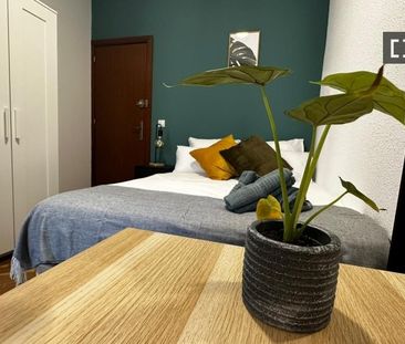 madrid, Community of Madrid 28012 - Photo 5