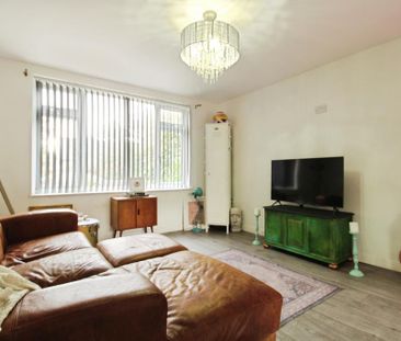 3 bedroom property to rent - Photo 1