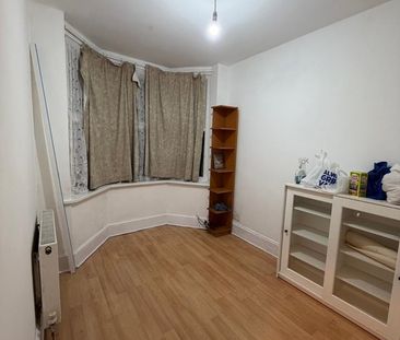 Room in a Shared House, Mostyn Avenue, HA9 - Photo 3