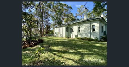 Family Living In Blaxland - Photo 5