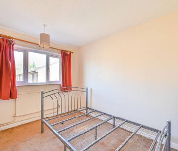 4 bedroom house to rent - Photo 3