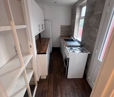 2 Bed Terraced House, Luther Street, LE3 - Photo 3