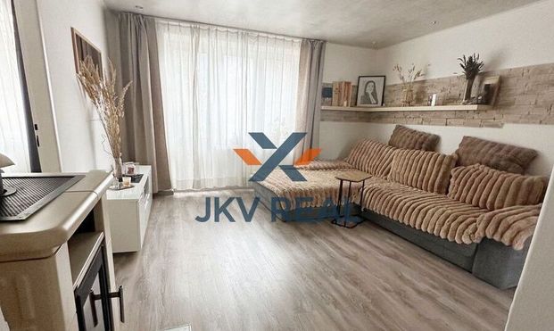 PRENÁJOM: 2-izbový Štýlový a útulný byt s krbom – ul. Kpt. Nálepku (2 min. od centra) - Fotografia 1
